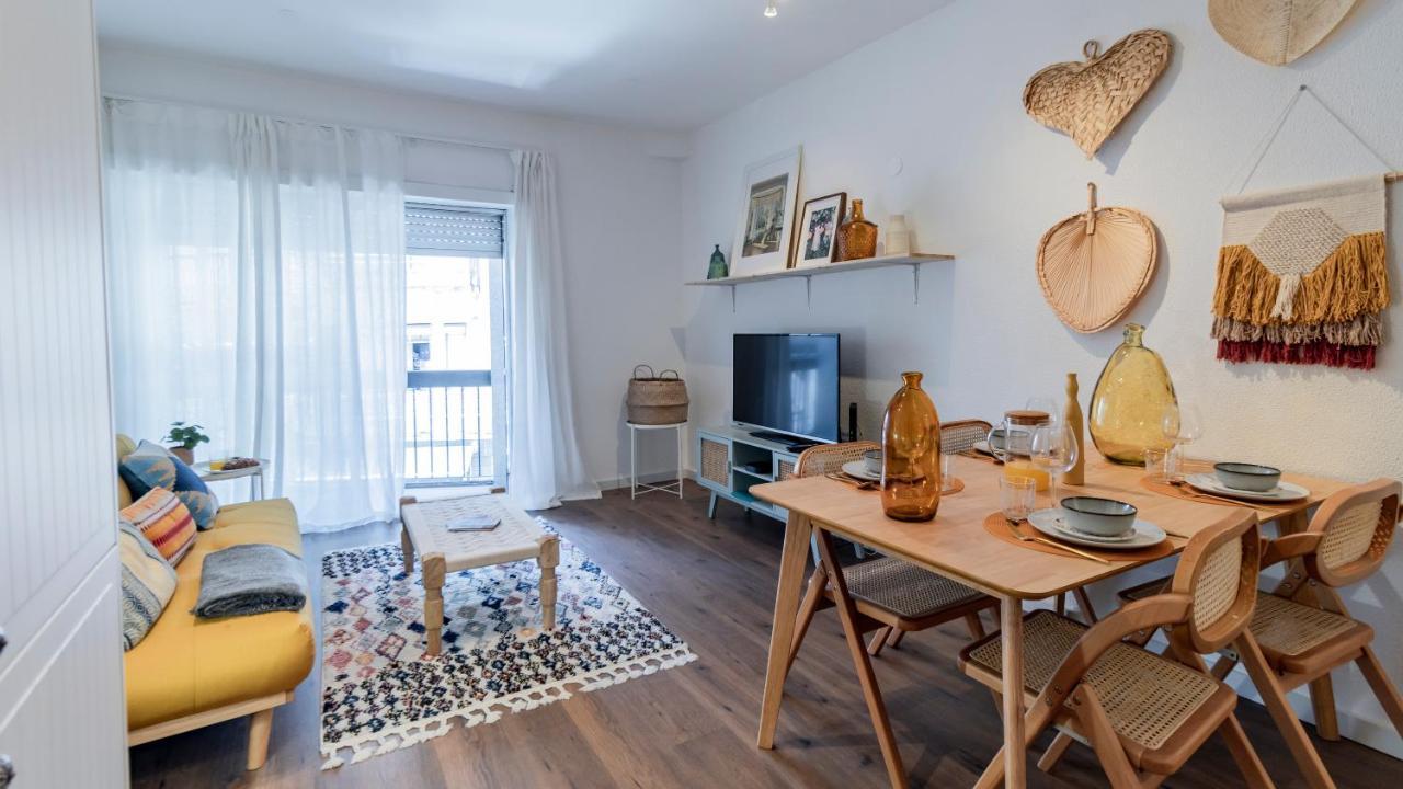 Happy Corner In The Heart Of Porto By Lovelystay Luaran gambar